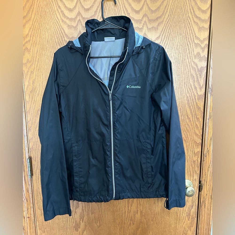 Columbia Light Weight Jacket